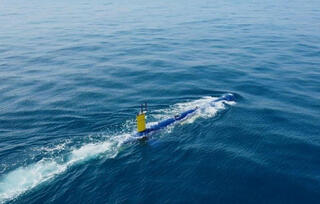Autonomous unmanned BlueWhale submarine  