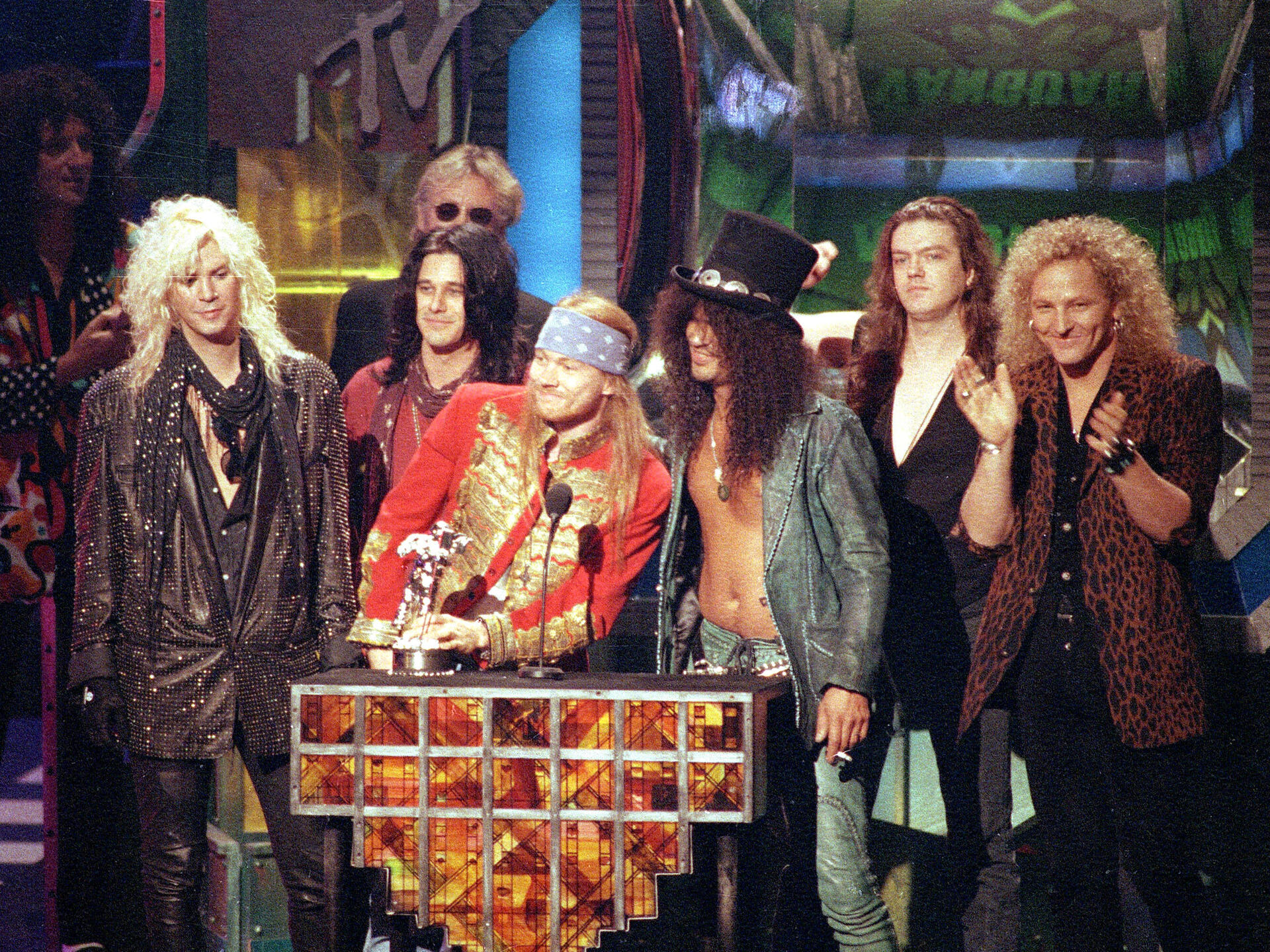 גאנז אנד רוזס בטקס פרסי MTV ב-1992