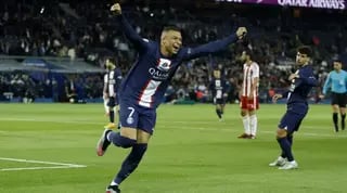 קיליאן אמבפה חוגג