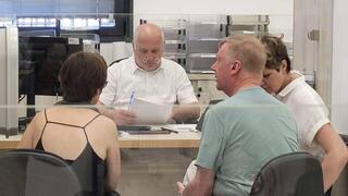 סגן ראש ממשלת רוסיה לשעבר והשליח של פוטין שברח מרוסיה תועד מוציא תעודת זהות במשרד הפנים בנוף הגליל