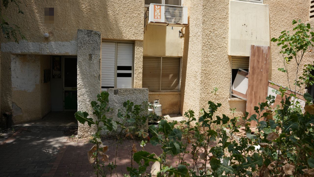 הבניין בו מתגרורים האם ובנה בקצרין