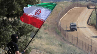 דגל איראן בדרום לבנון