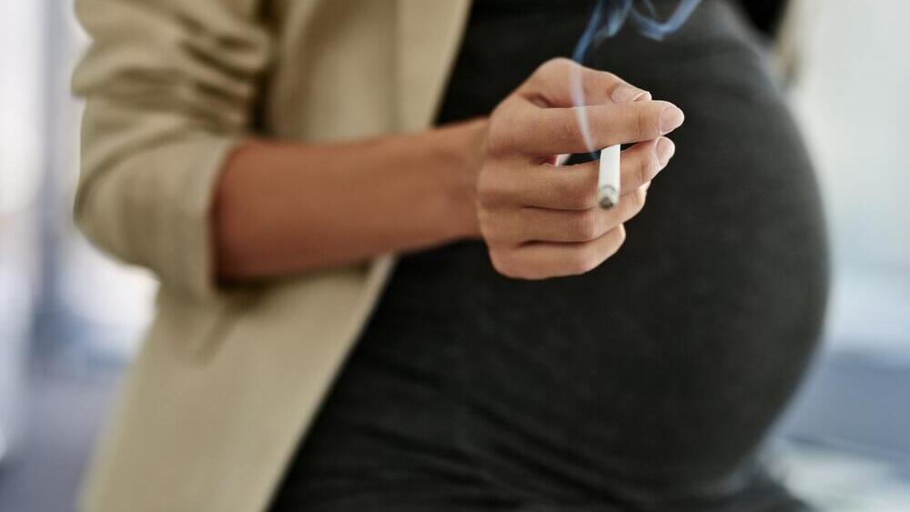 עישון סיגריה היריון הריון סיגריות