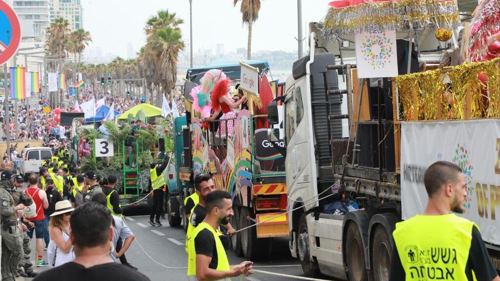 מצעד הגאווה בטיילת בתל אביב