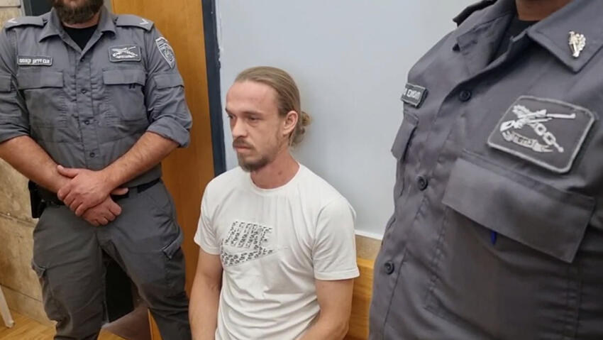 Денис Мокин в зале суда (Фото: Исраэль Мошковиц) דניס מוקין באולם בית המשפט בנצרת