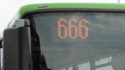 פולין אוטובוס 666 לעיר הל