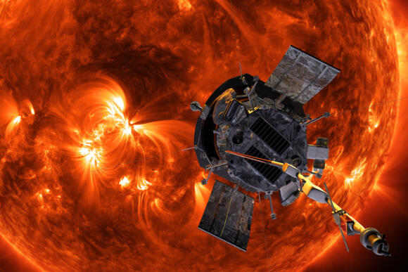 A simulation of the Parker spacecraft navigating close to the Sun 
