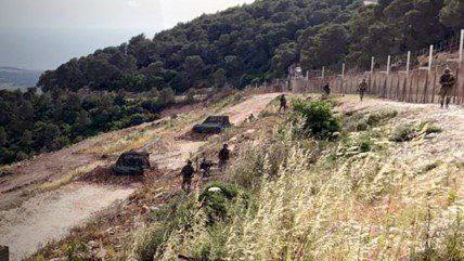 אוהלים של חיזבאללה בגבול ישראל