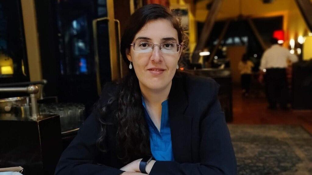 אליזבט צורקוב  