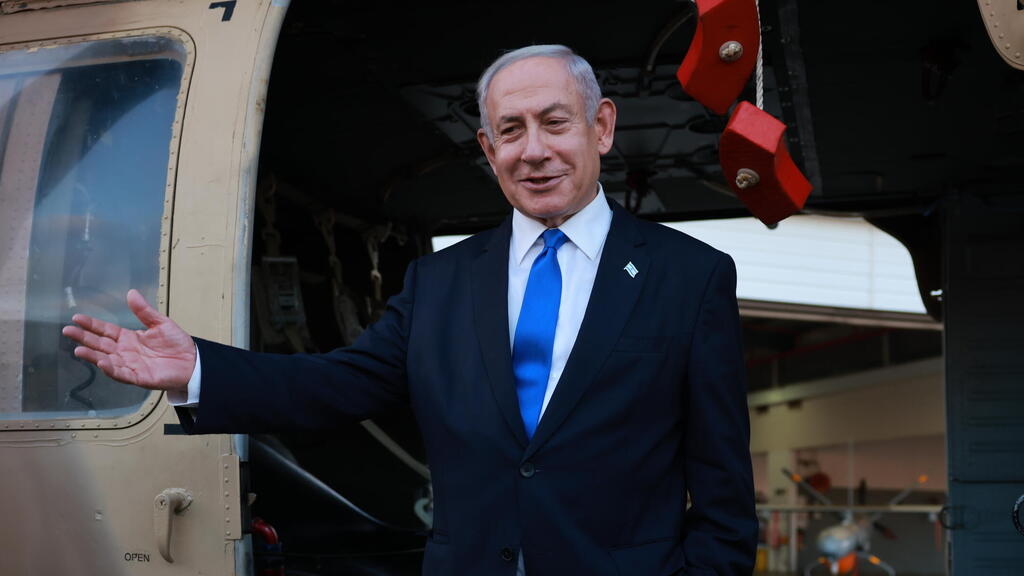 ראש הממשלה בנימין נתניהו ביקר בבסיס חיל האוויר בפלמחים