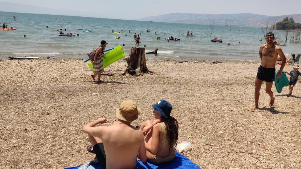 מזג אוויר אויר חוף כנרת חופש קיץ חם חום שרב טיול טיולים מים אגם מבקרים 
