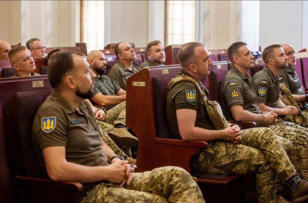 Ukrainian religious officers 