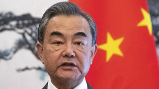 וואנג יי שעומד בראש ועדת יחסי החוץ של המפלגה הקומוניסטית ומכהן כדיפלומט הבכיר ביותר של סין