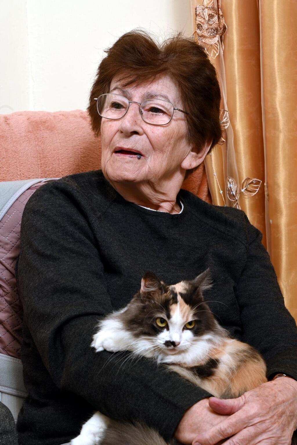 Ada Botanko with her cat 