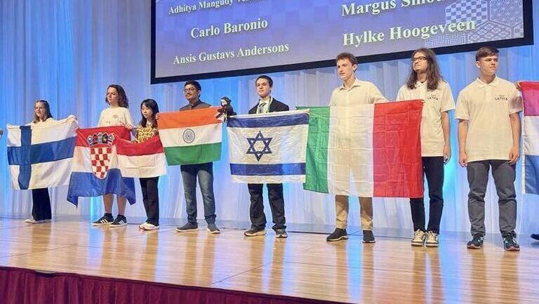 Israeli youth team wins gold in Math Olympiad 