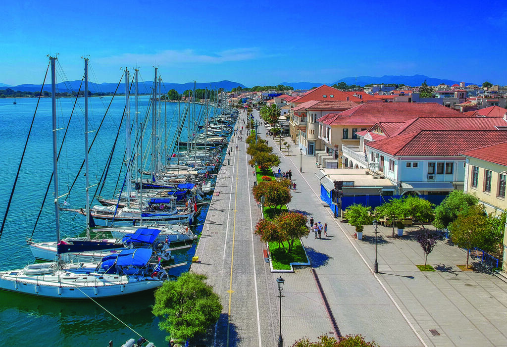 בין סירות לבתי קפה. הטיילת של פרבזה