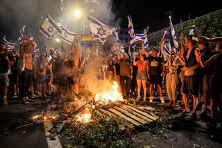 הפגנת מחאה בצומת קפלן בתל אביב