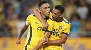 אילון אלמוג וערן זהבי חוגגים