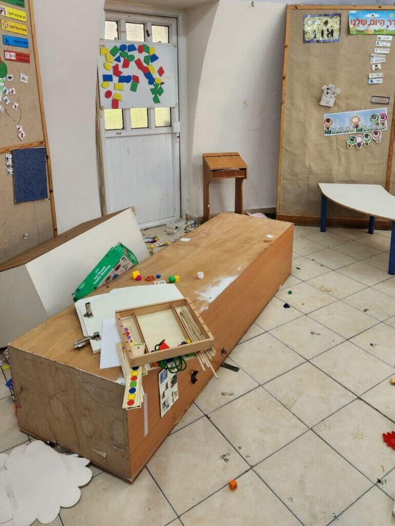 ילדים בני 10 פרצו לגן "צהר לב" באשדוד והחריבו אותו