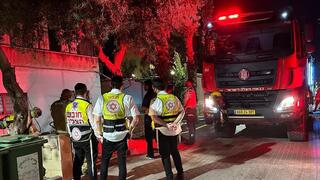 זירת השריפה ברחוב התנאים בראש העין