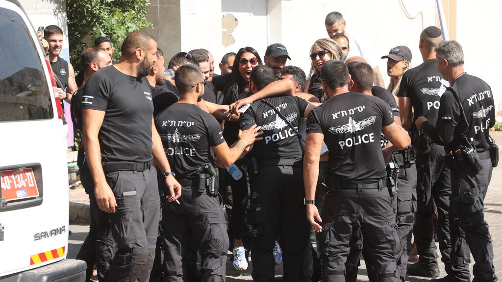 הערכות המשטרה לפני הגעתו של מפקד יס"מ יאיר חנונה לחקירה