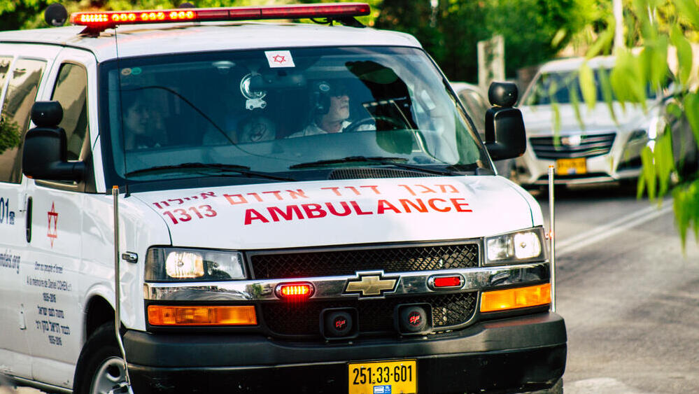 Амбуланс МАДА (Фото: Jose HERNANDEZ Camera 51, shutterstock) Амбуланс МАДА