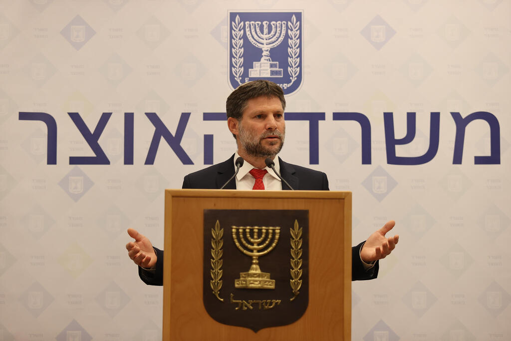 סמוטריץ' לא חוזר בו מהקפאת הכספים לרשויות הערביות: "לא נבהל מהמתקפות"