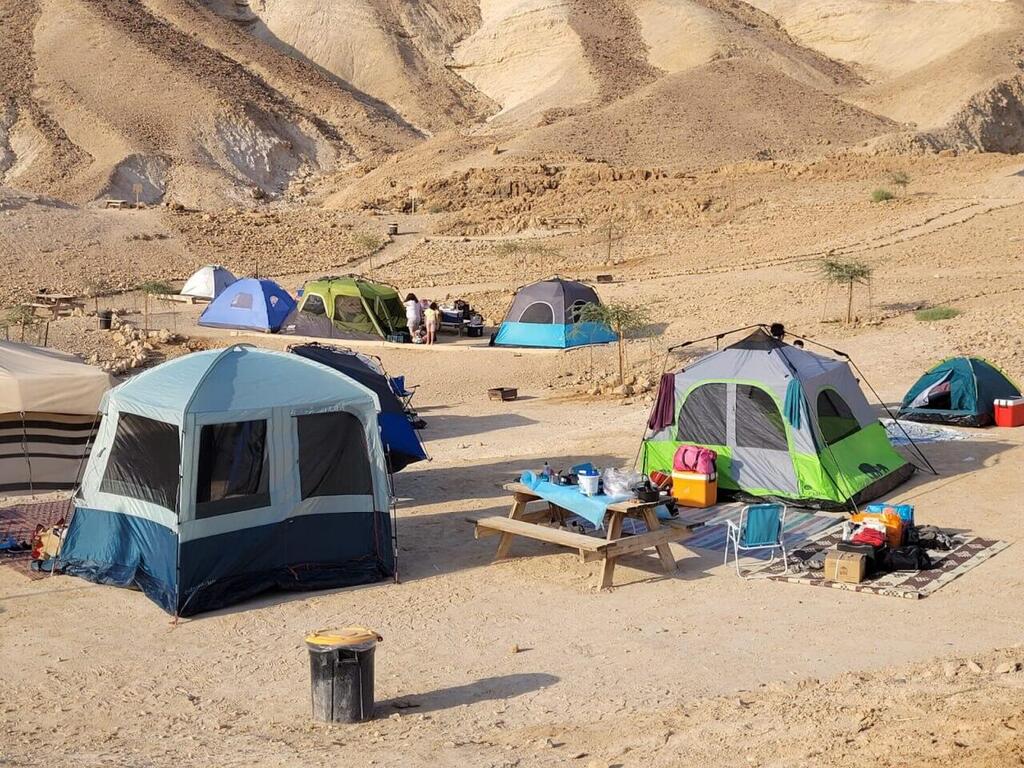 חניון לילה מצדה