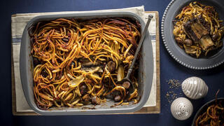 חמין מקרוני ואסאדו 