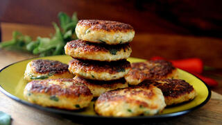 קציצות עוף וכרובית