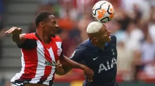 ריצ'ארליסון מול א'תן פינוק