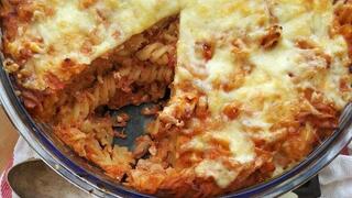 מתכונים פשטידת פסטה, טונה וגבינה