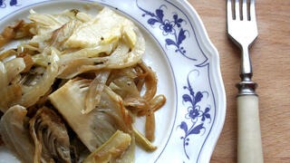 מתכונים שומר בתנור עם לימון, שמן זית ואנשובי