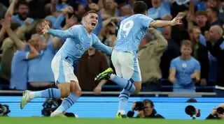 חוליאן אלברס ופיל פודן בטירוף מוחלט