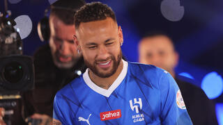 ניימאר מוצג באל-הילאל 