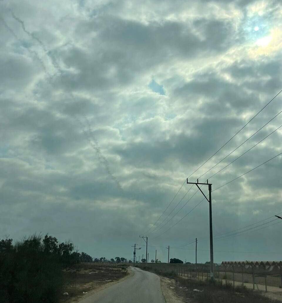תמונה המתעדת את יירוט המזל"ט של חמאס במרחב האווירי ממערב לרפיח, בדרום רצועת עזה
