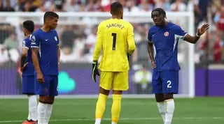 אקסל דיסאסי, רוברט סאנצ'ס וטיאגו סילבה אובדי עצות