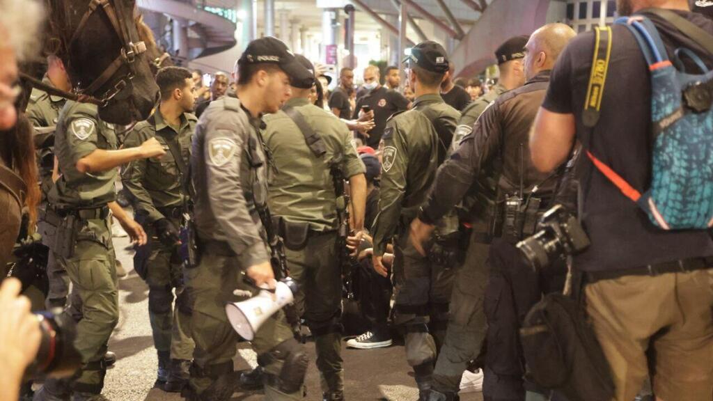 הפגנה למען הצדק לרפאל אדנה בן ה-4 ז"ל שנהרג בתאונת פגע וברח בנתניה בצומת עזריאלי בתל אביב