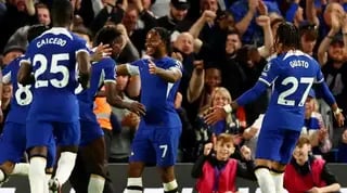 שחקני צ'לסי חוגגים