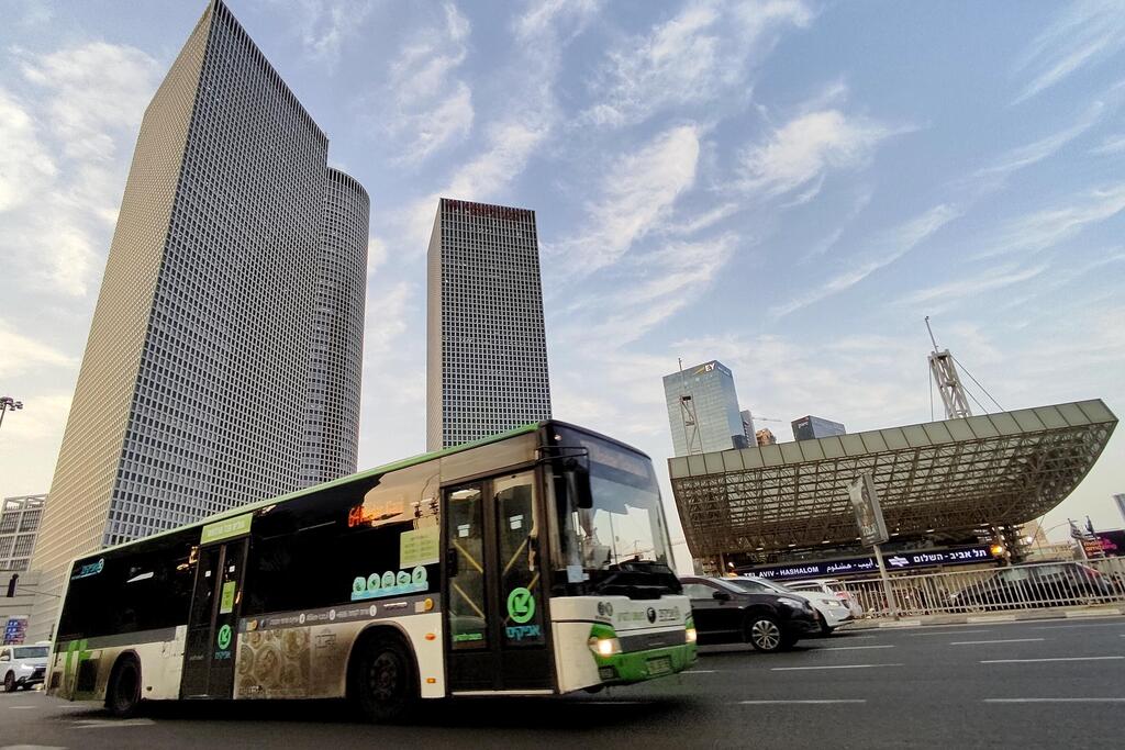 Azrieli Tower complex 