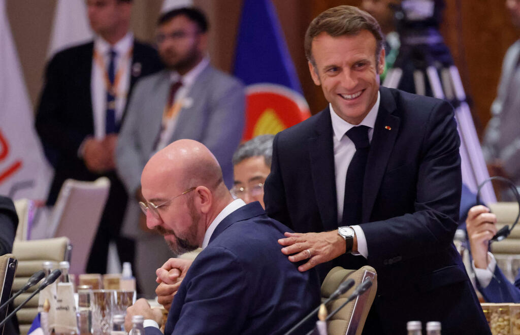 הודו בהראט ועידת ה G20 G-20 נשיא צרפת עמנואל מקרון עם נשיא מועצת אירופה שארל מישל