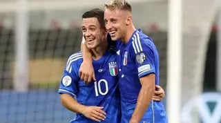 דוידה פראטסי וג'אקומו ראספדורי חוגגים