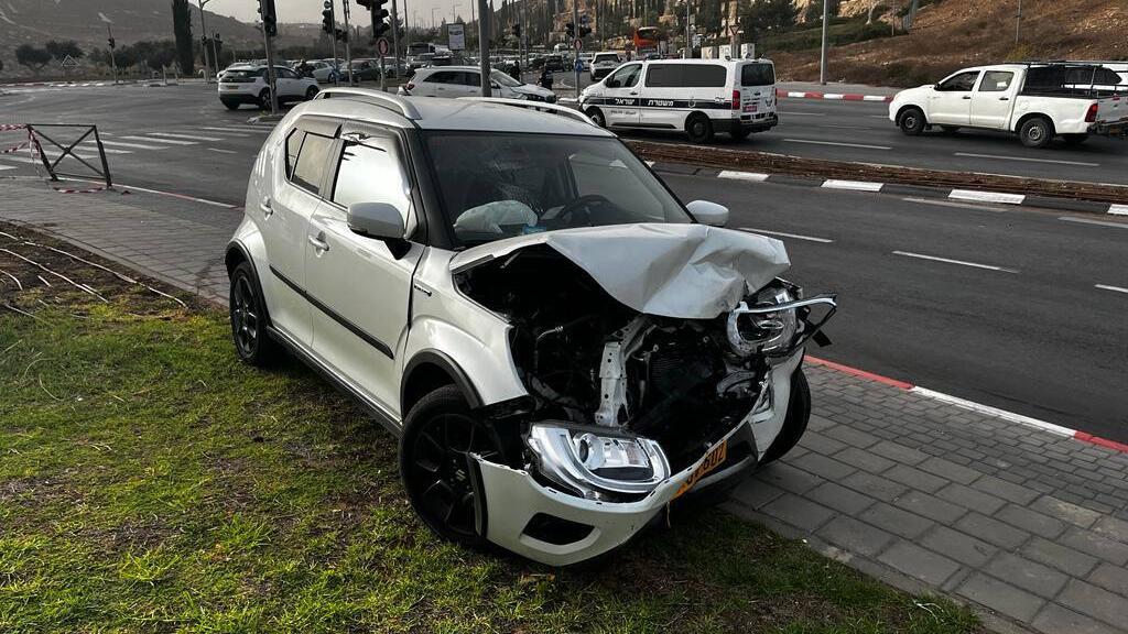 רכבם של הקשישים