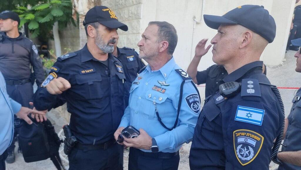 מפכ"ל המשטרה בזירה