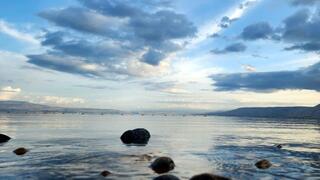 עננים מעל הכנרת