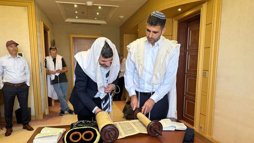 שמלה קרעי ודוד ביטן חוגגים סוכות בריאד, סעודיה