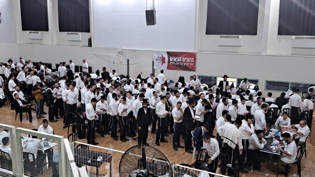 חרדים בתור לתרומות דם במודיעין עילית