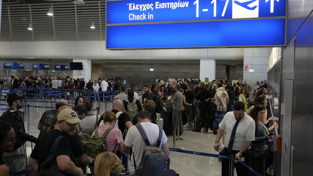 ישראלים חוזרים ארצה מ אתונה יוון