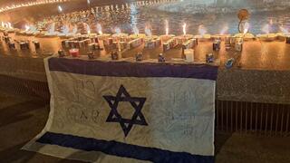 הדלקת 1300 נרות נשמה בדיזנגוף, לזכר הנופלים