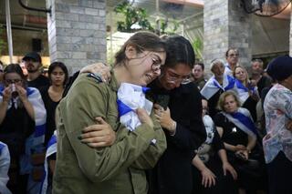 הלוויתן של האחיות תאיר והודיה דוד